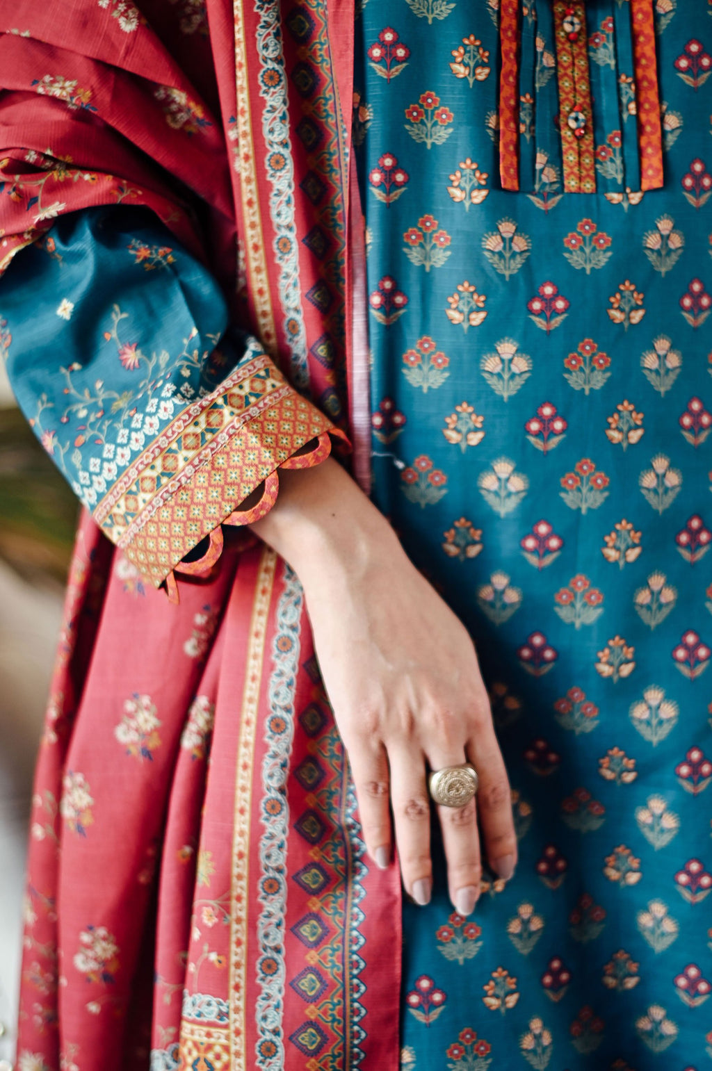 Stitched 3 Piece Printed Khaddar Suit