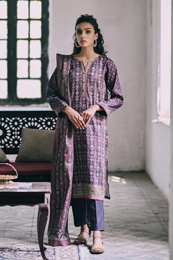 Stitched 3 Piece Printed Khaddar Suit