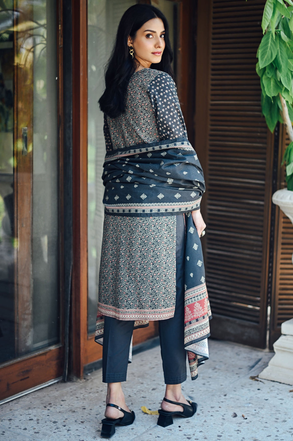 Stitched 3 Piece Printed Karandi Suit