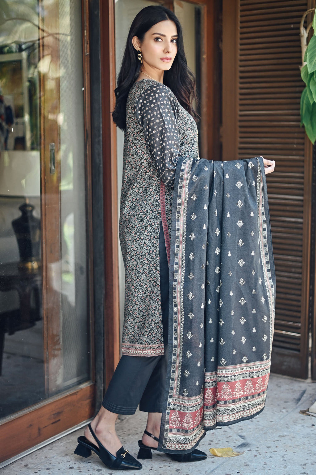 Stitched 3 Piece Printed Karandi Suit