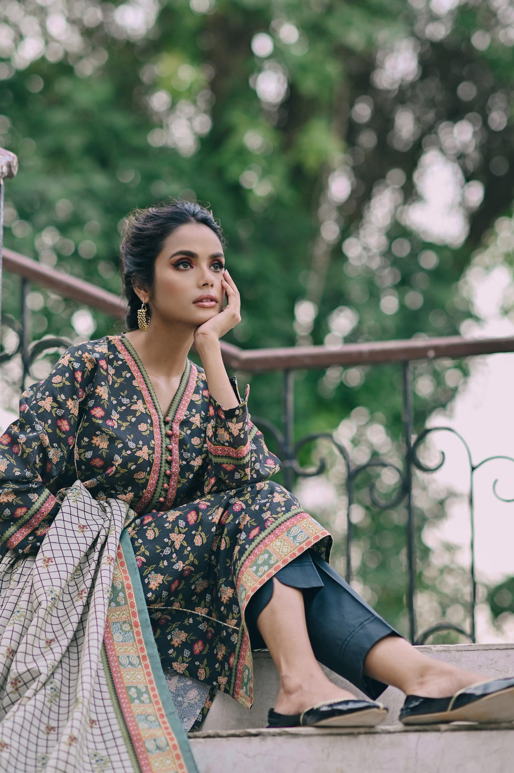 Stitched 3 Piece Printed Karandi Suit