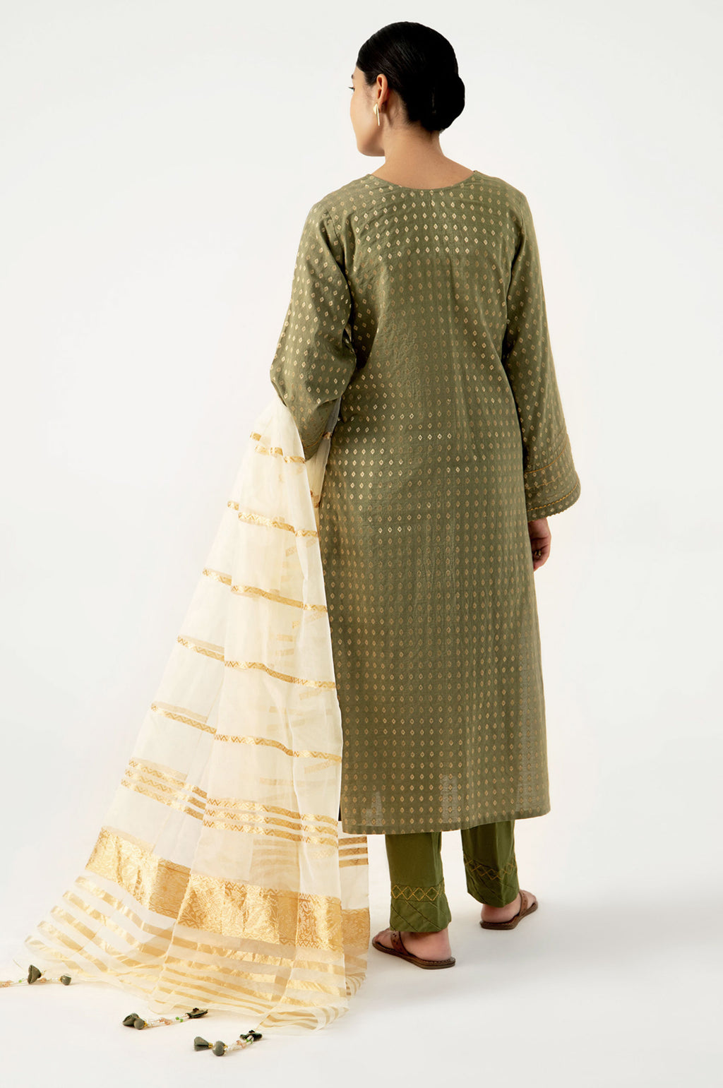 Stitched 3 Piece Maysuri Jacquard with Shaded Organza Suit