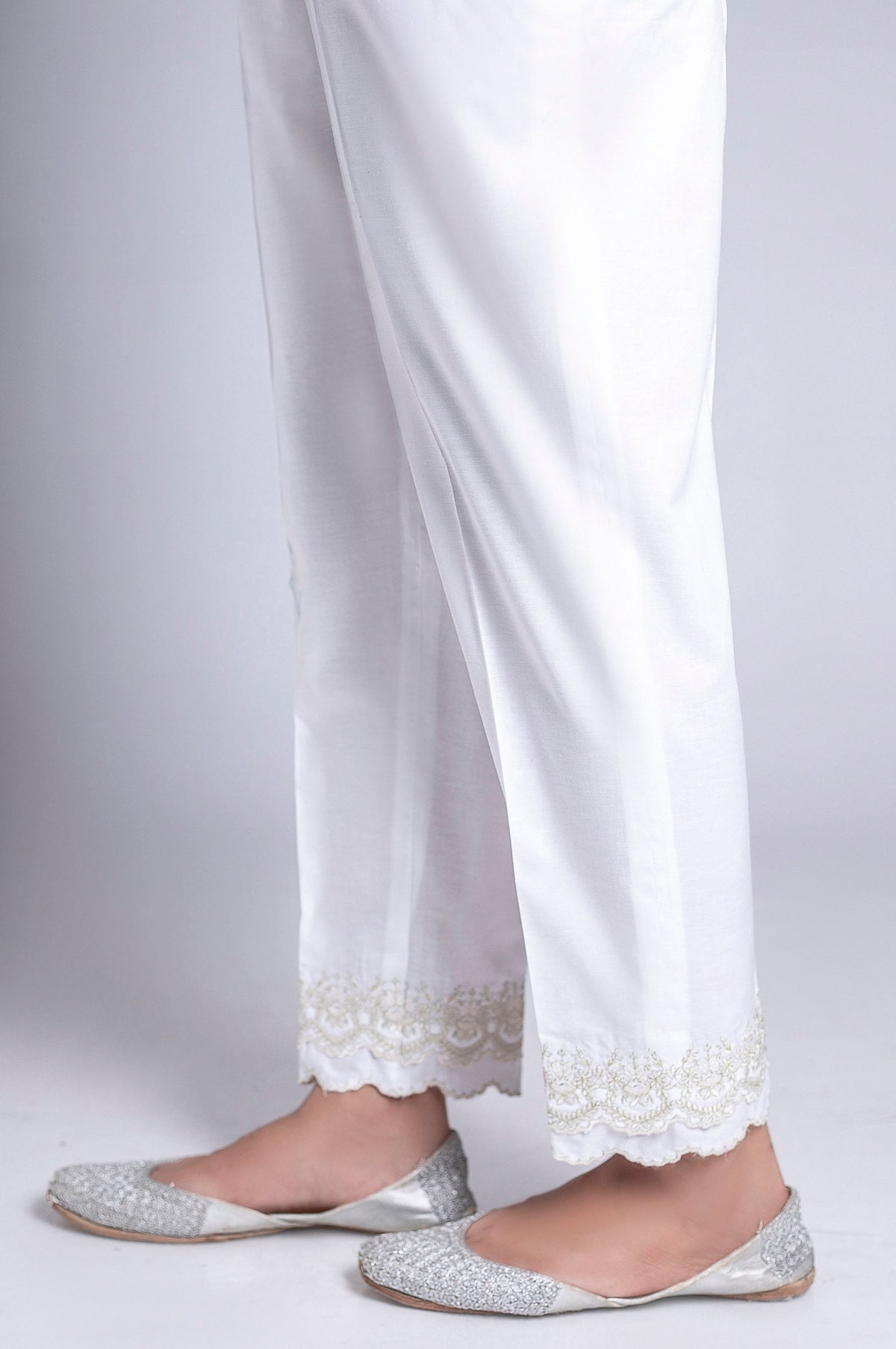 Embroidered Cotton Slub Pants - White
