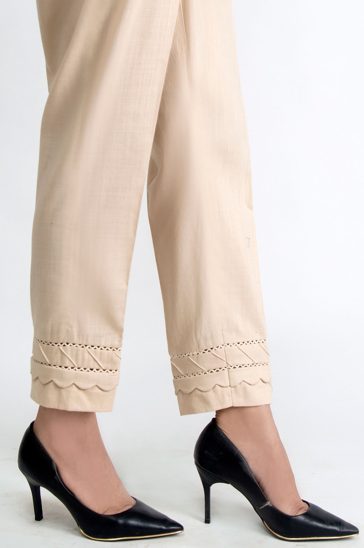 Embroidered Cotton Slub Pants - Beige
