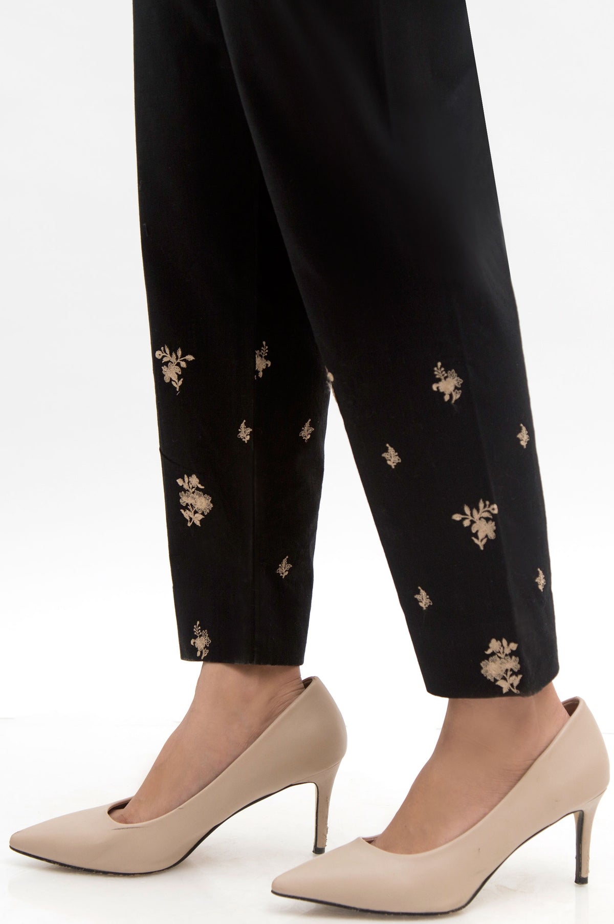 Embroidered Cotton Slub Cigarette Pants  - Black