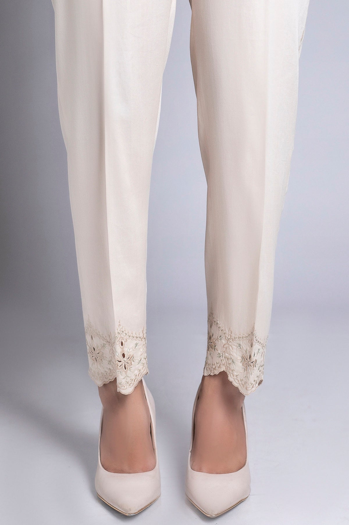 Embroidered Cigarette Pants - White