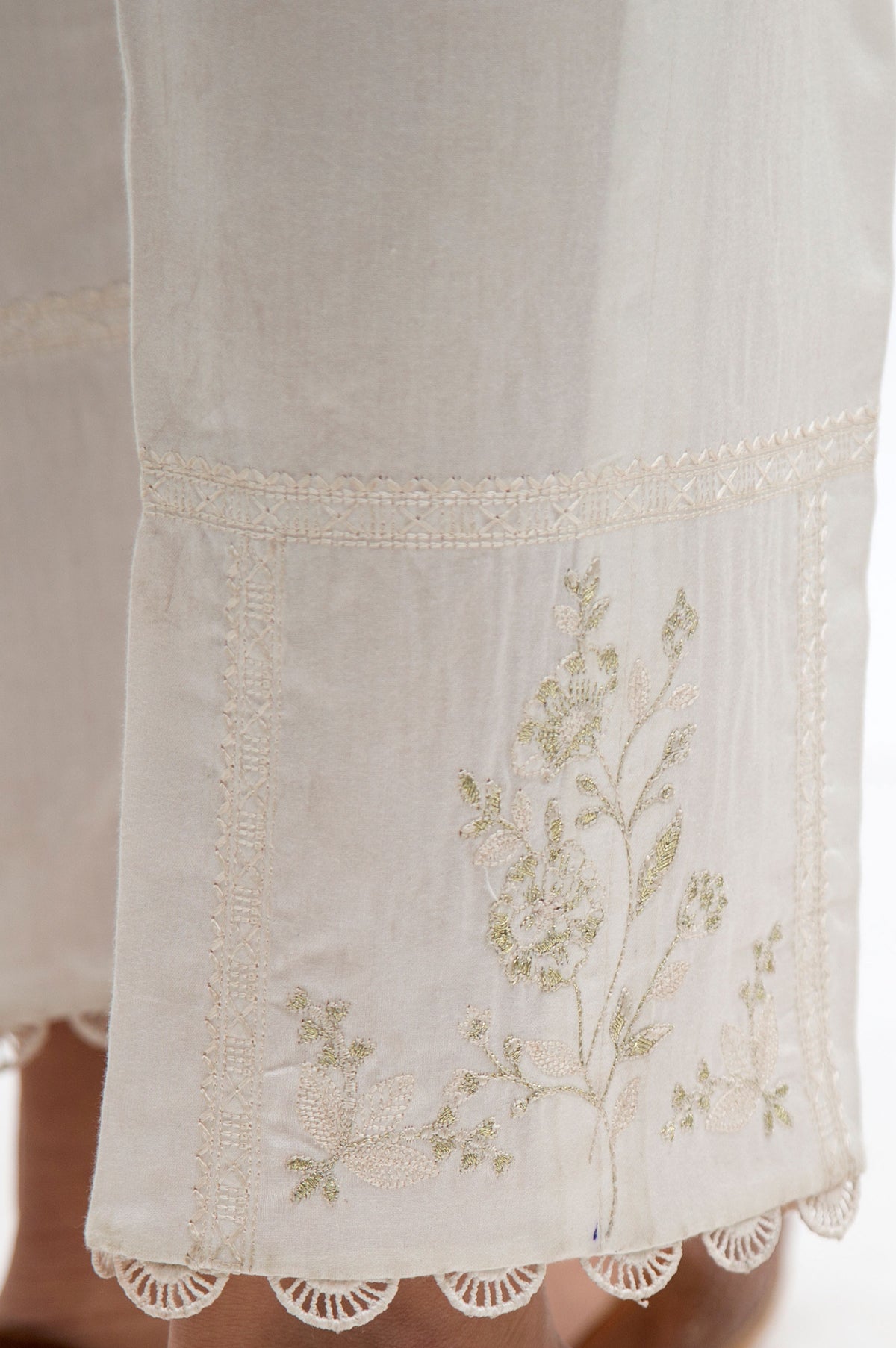 Embroidered Cotton Satin Cigarette Pants  - White