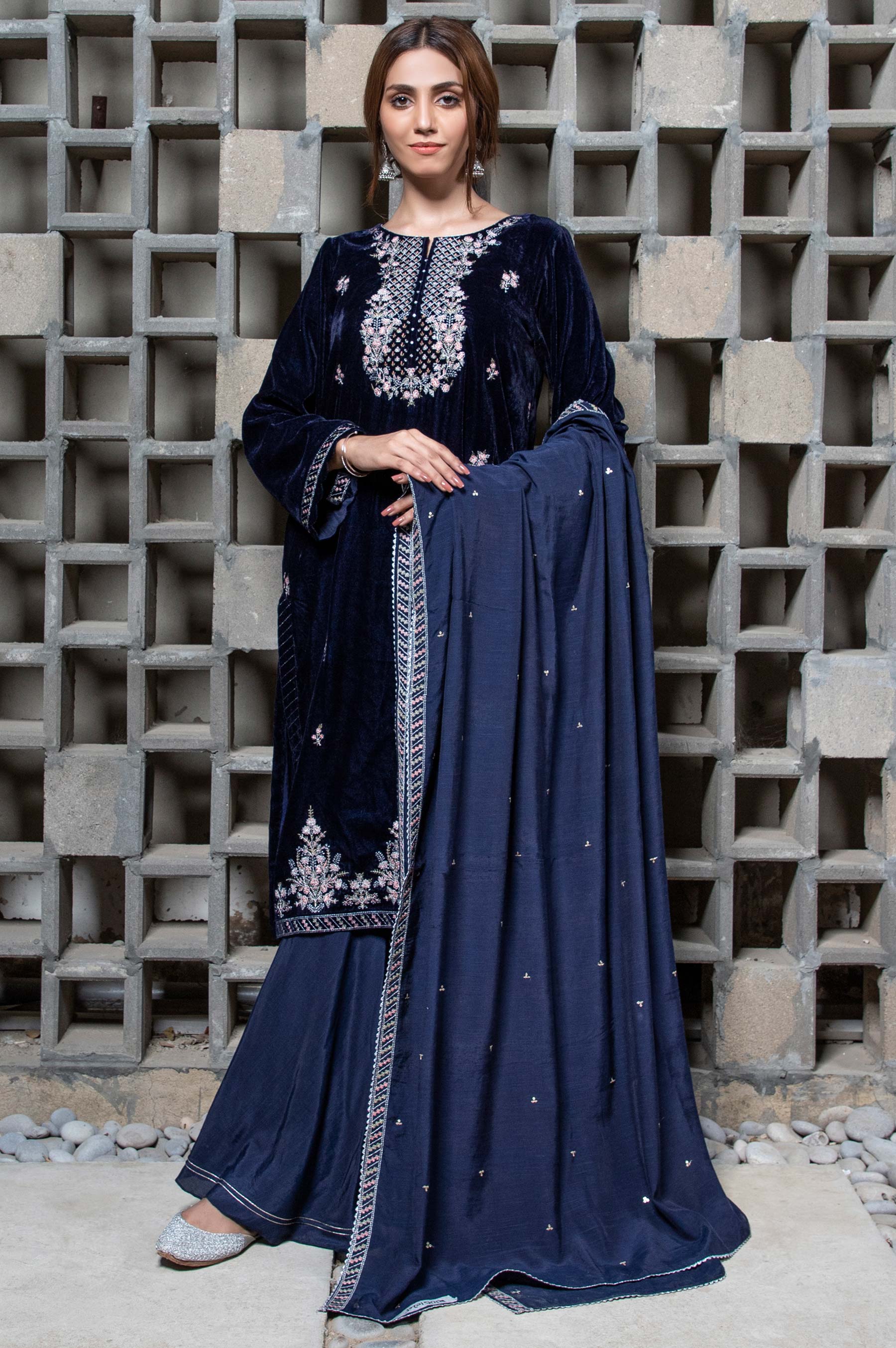 3 PC Unstitched Suit-Fabric: Velvet