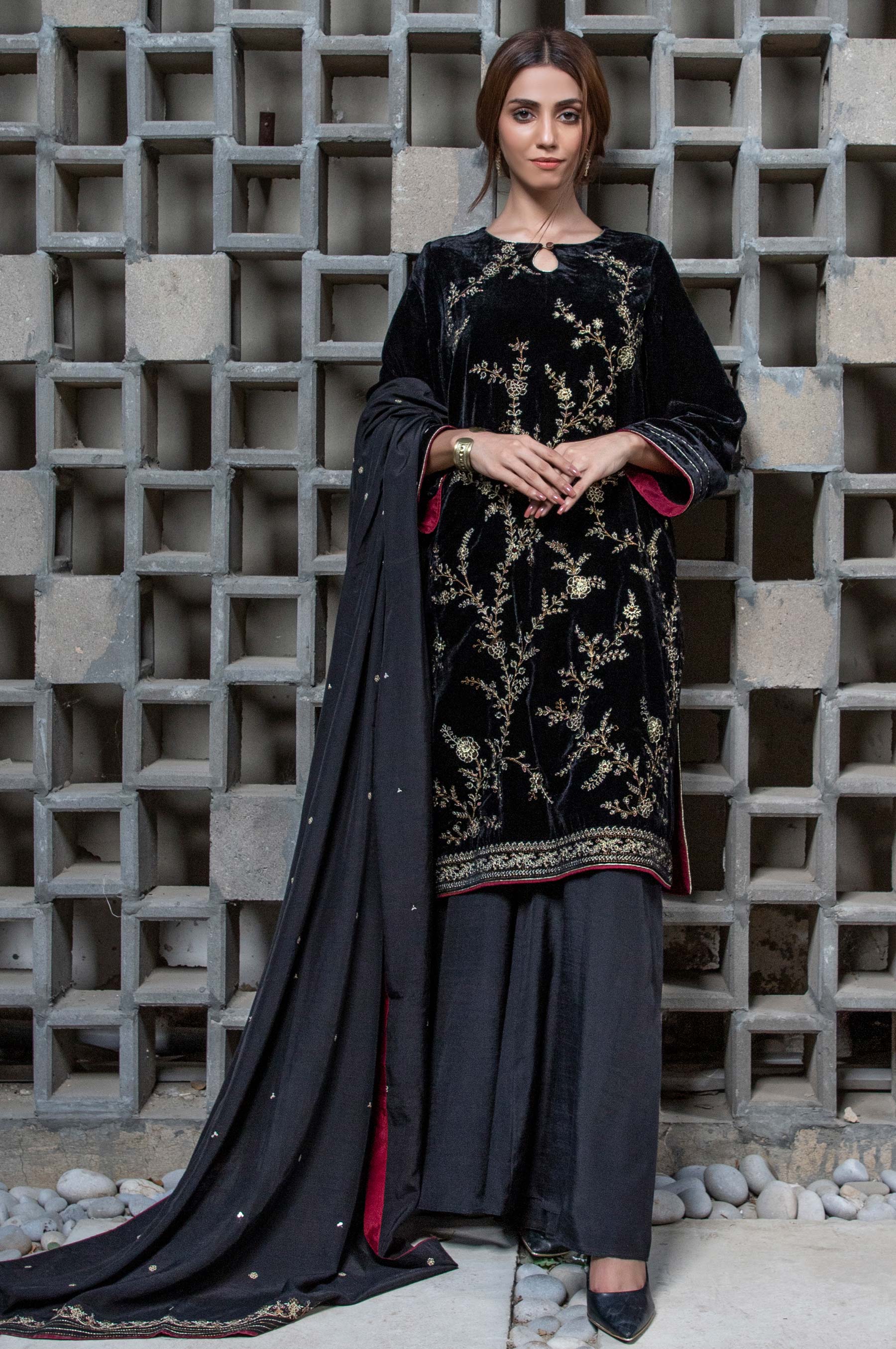 3 PC Unstitched Suit-Fabric: Velvet