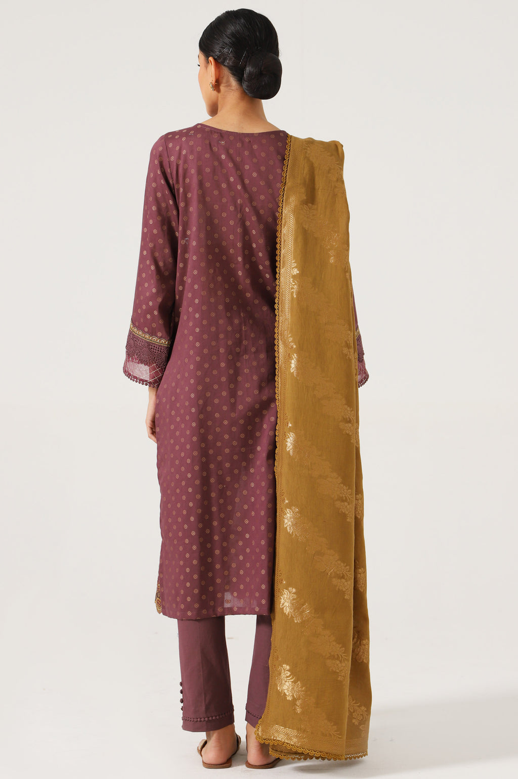3 Piece Unstitched Embroidered Jacquard Suit