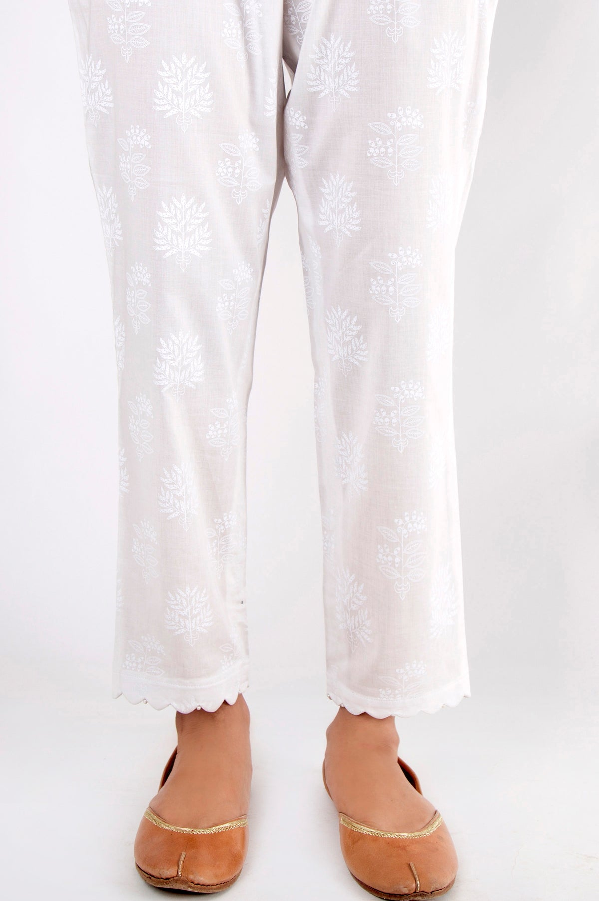 Embellished Cambric Pants - White Paste