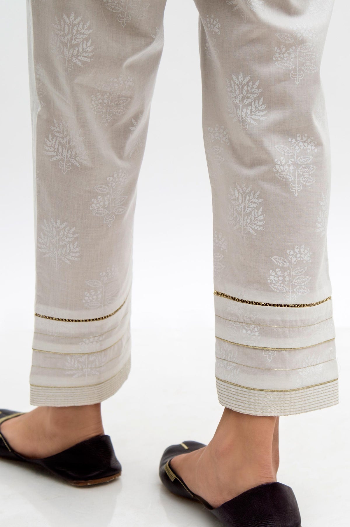 Embellished Cambric Cigarette Pants - White Paste/White