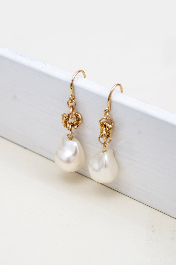 Pearl Rings Drop