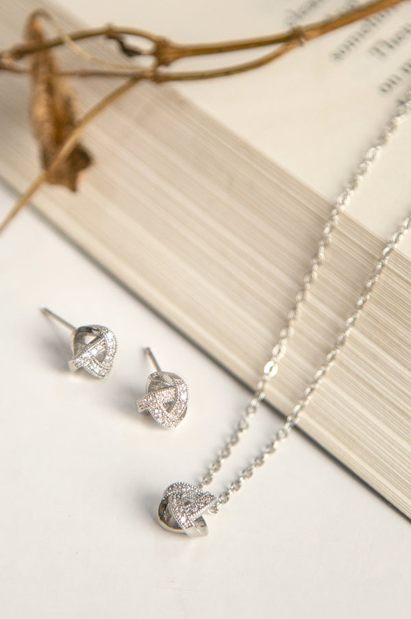 Silver Timeless Necklace Set